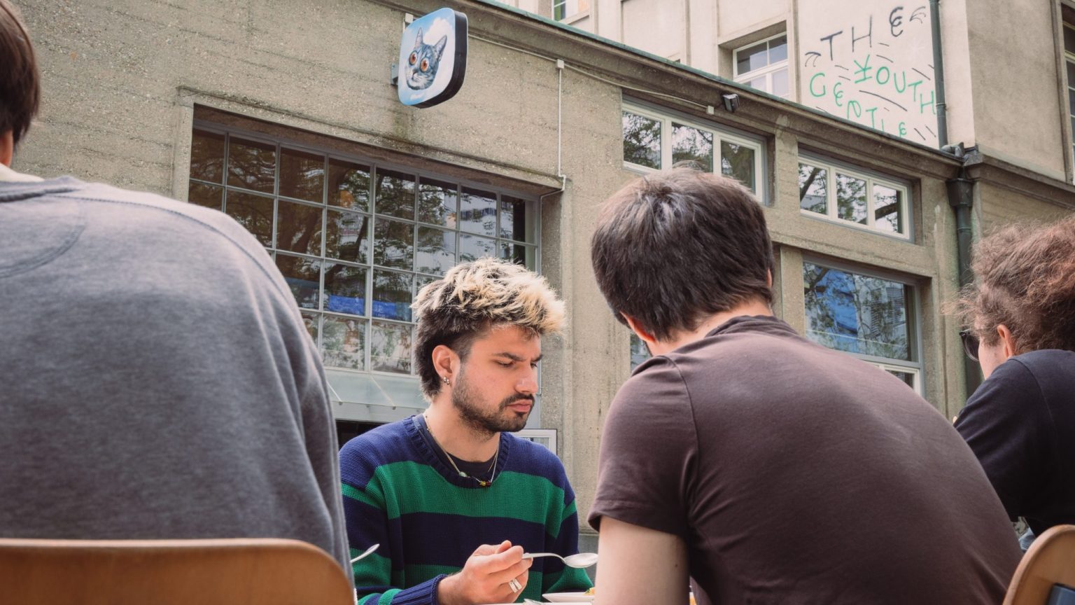 Drawing: Léo Perrin-Livenais